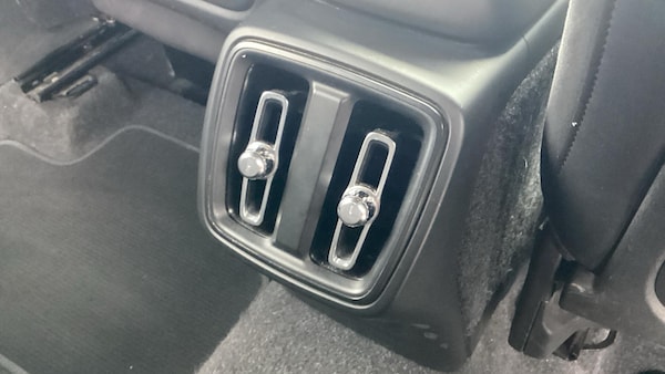 Used Volvo XC40 2020 for sale - 76226615: Photo 37