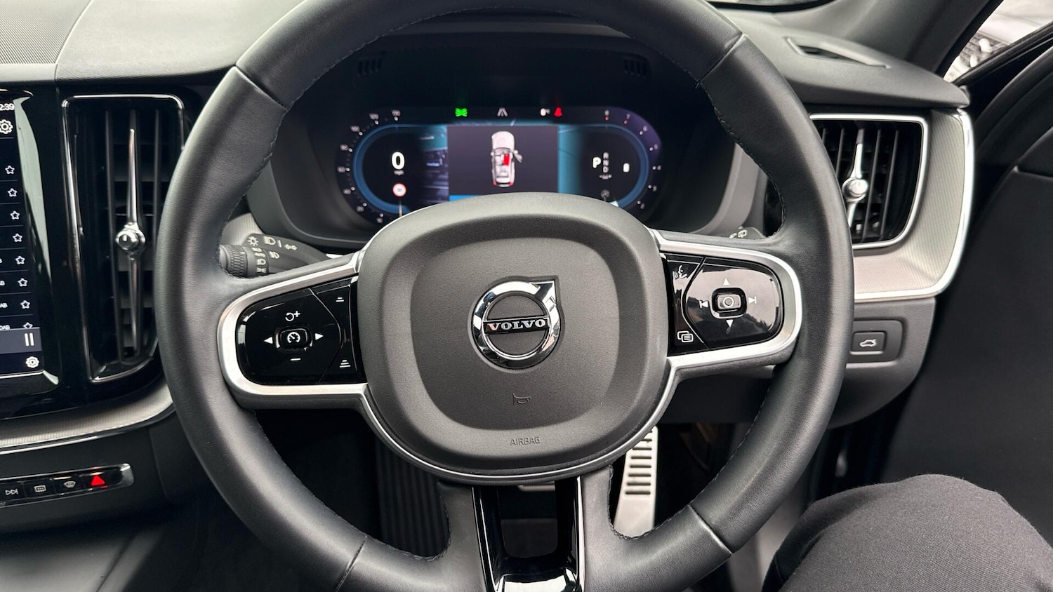 Used Volvo XC60 2022 for sale - 77574432: Photo 10