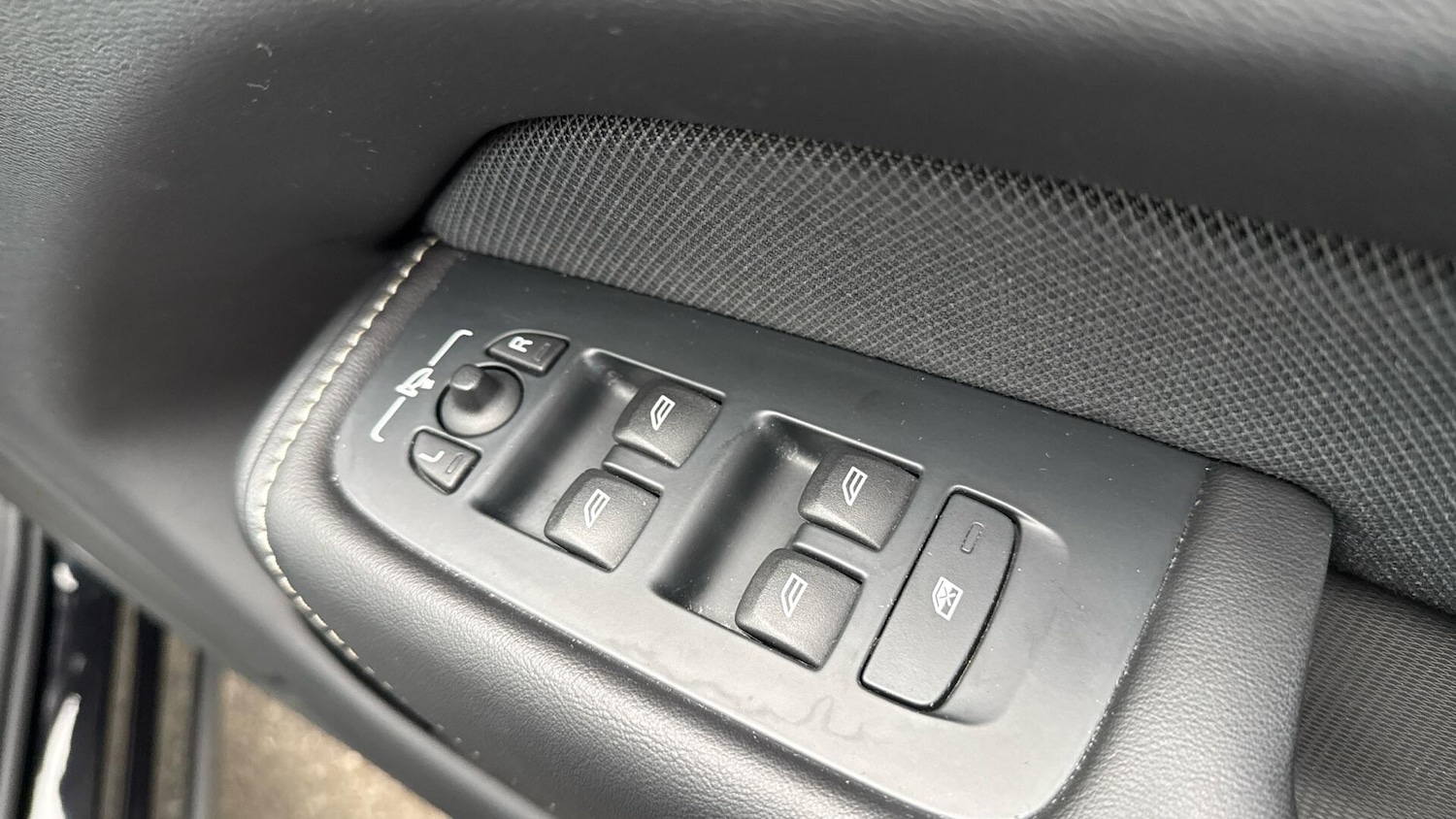 Used Volvo XC60 2022 for sale - 77574432: Photo 16