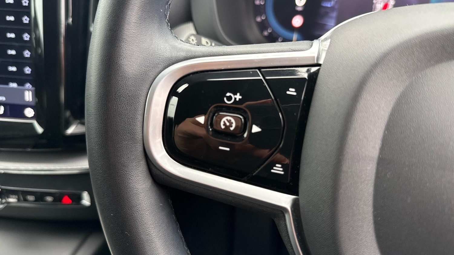 Used Volvo XC60 2022 for sale - 77574432: Photo 20