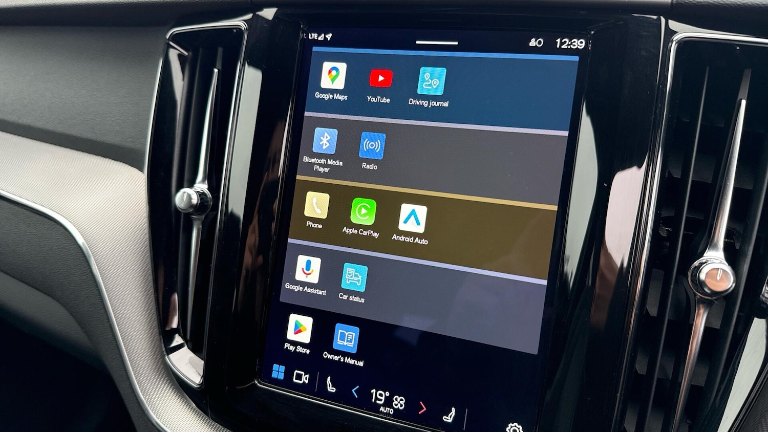 Used Volvo XC60 2022 for sale - 77574432: Photo 21