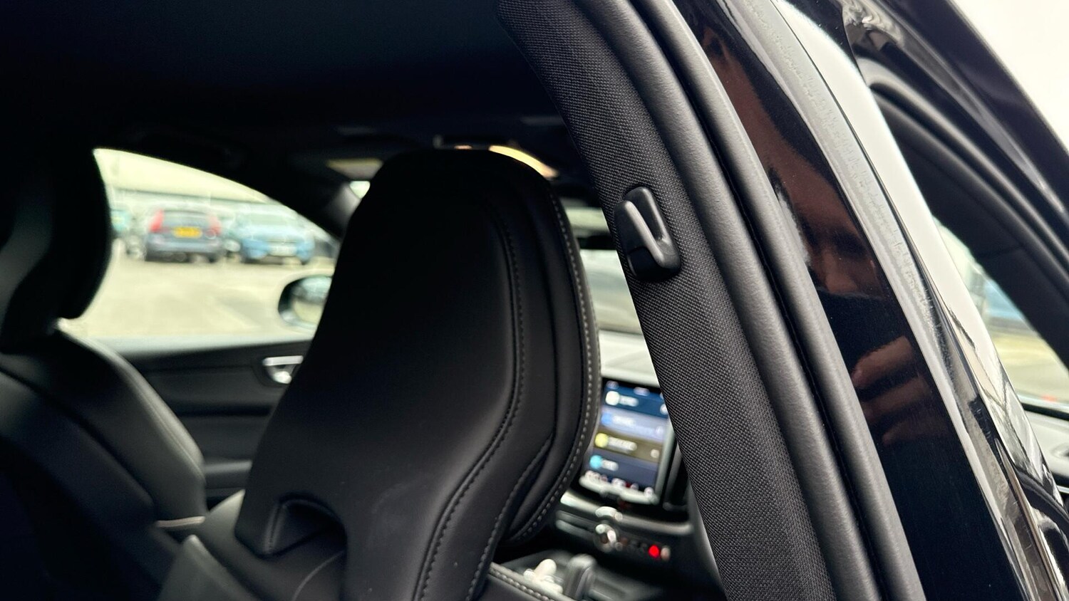 Used Volvo XC60 2022 for sale - 77574432: Photo 31