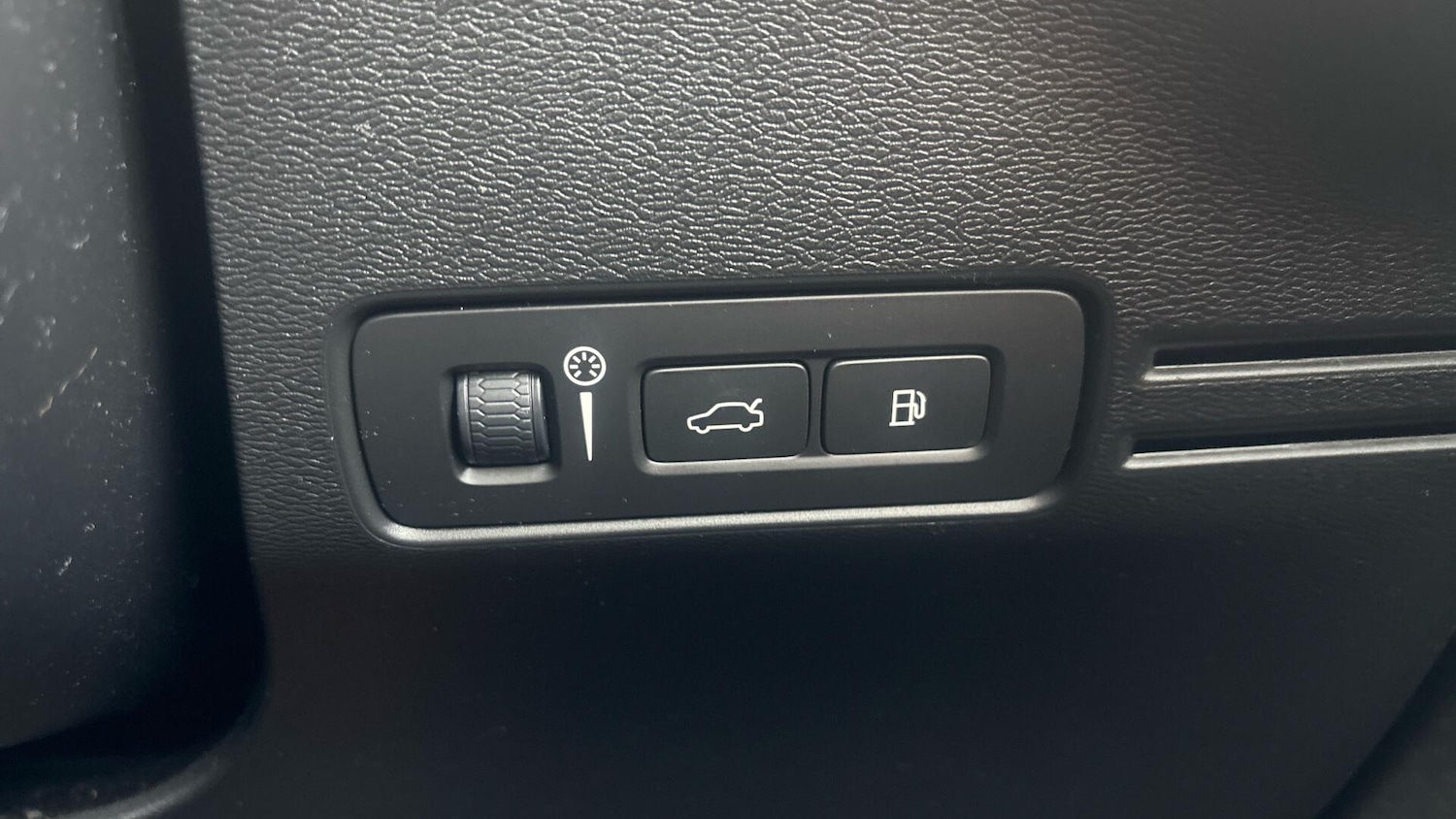 Used Volvo XC40 2020 for sale - 76527708: Photo 33