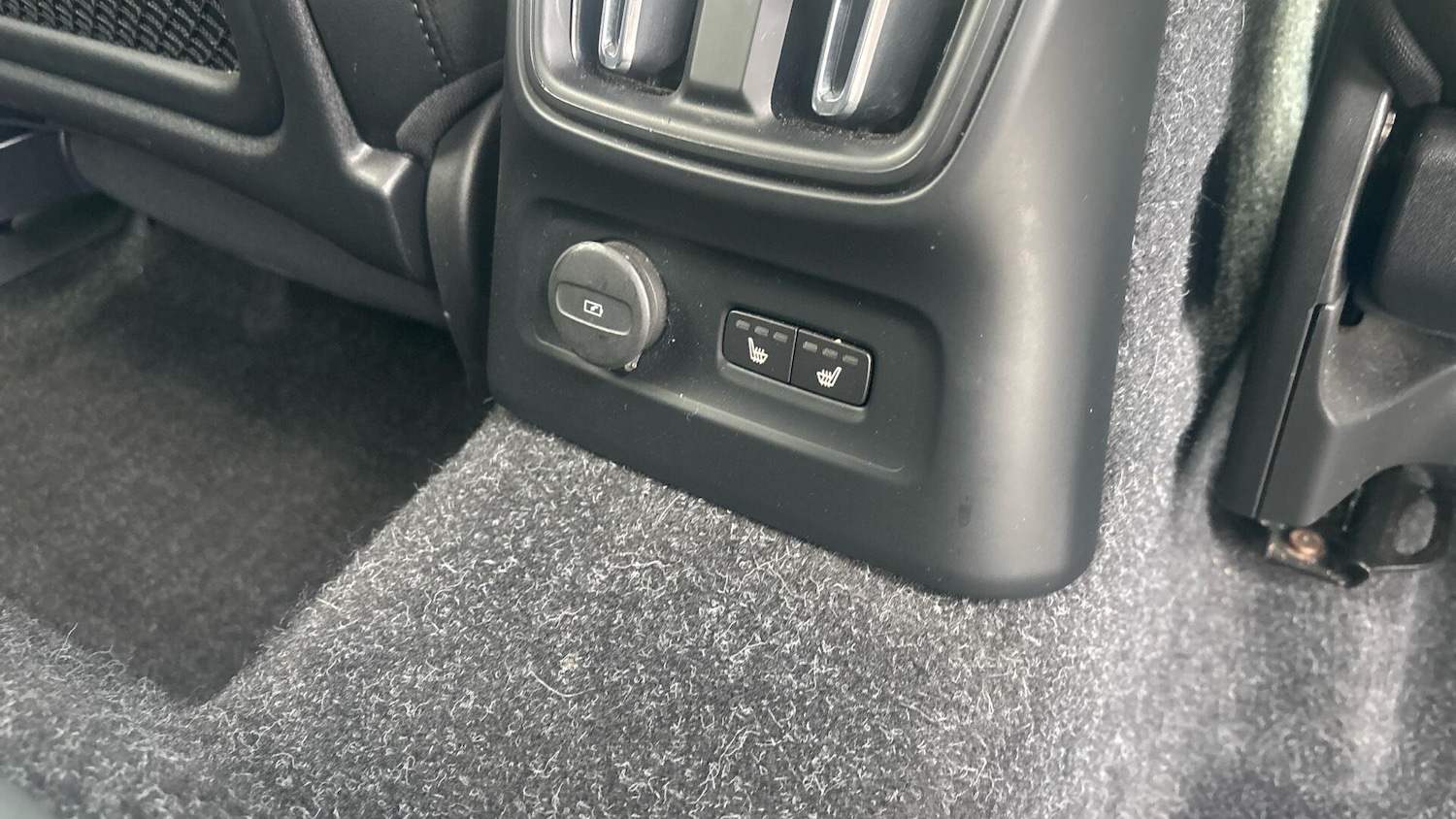 Used Volvo XC40 2020 for sale - 76527708: Photo 36