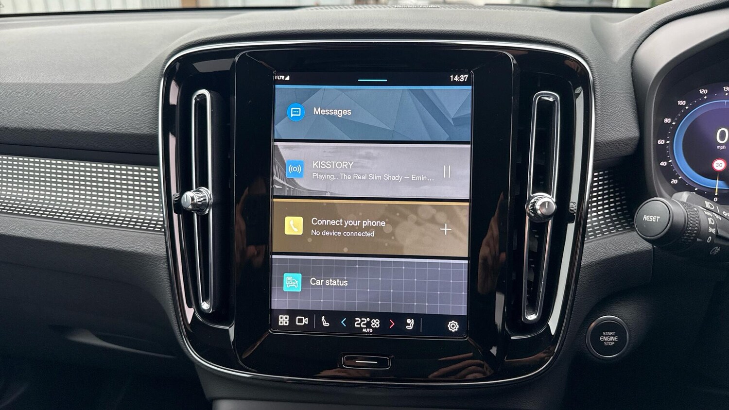 Used Volvo XC40 for sale - 77549937: Photo 12