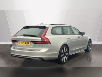 Used Volvo V90 2025 for sale - 77710504: Photo