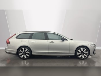 Used Volvo V90 2025 for sale - 77710504: Photo
