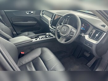 Used Volvo XC60 2023 for sale - 77753795: Photo