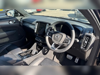 Used Volvo XC40 2022 for sale - 78783742: Photo