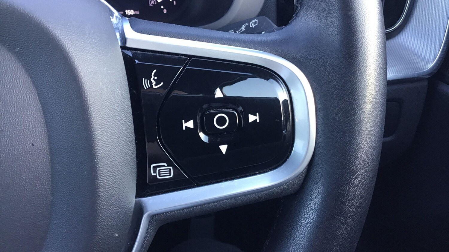 Used Volvo XC60 2022 for sale - 77957687: Photo 10