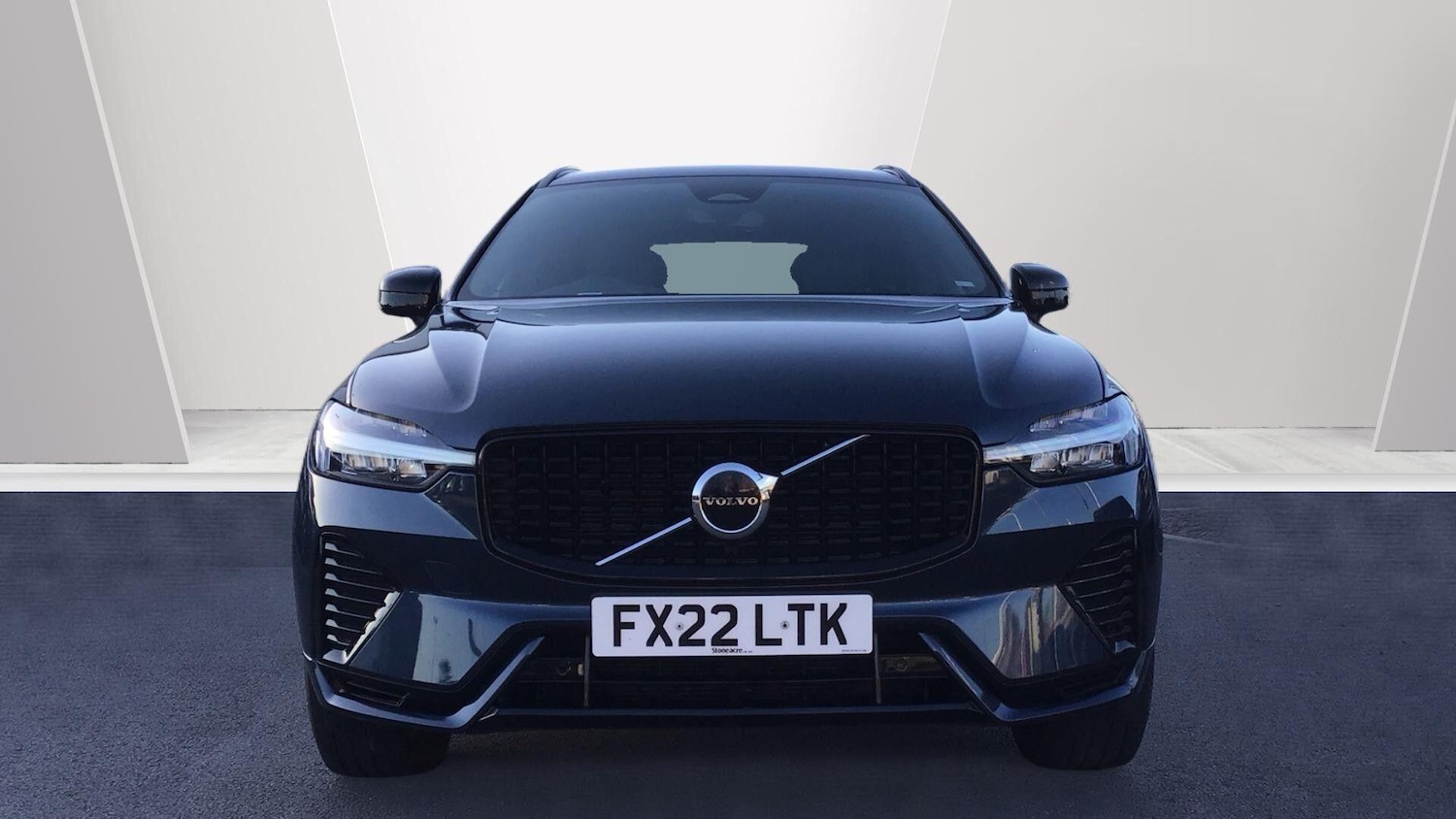 Used Volvo XC60 2022 for sale - 77957687: Photo 2