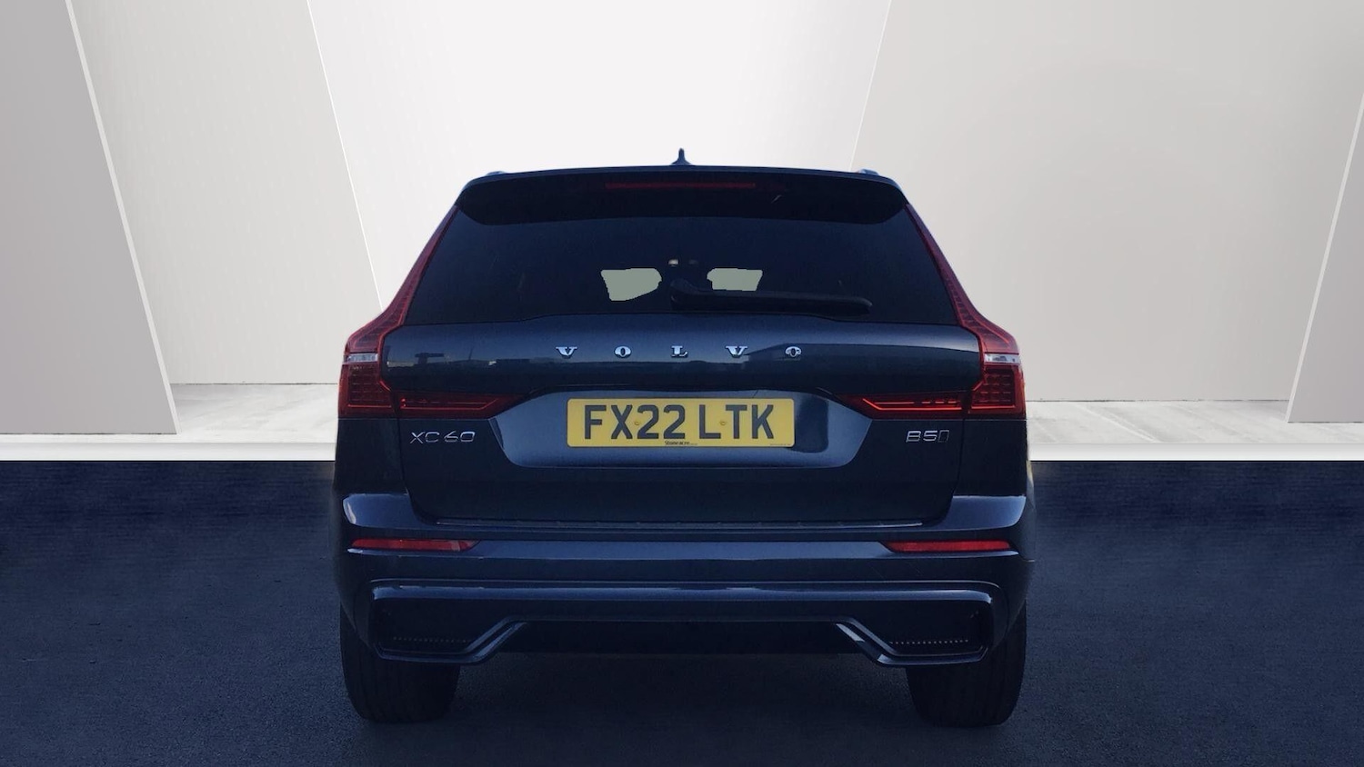 Used Volvo XC60 2022 for sale - 77957687: Photo 3