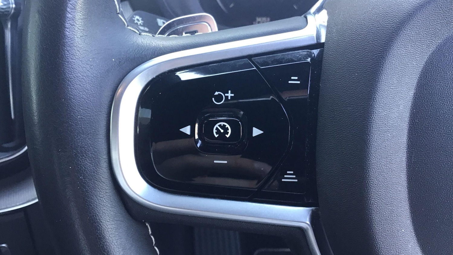 Used Volvo XC60 2019 for sale - 78184321: Photo 20