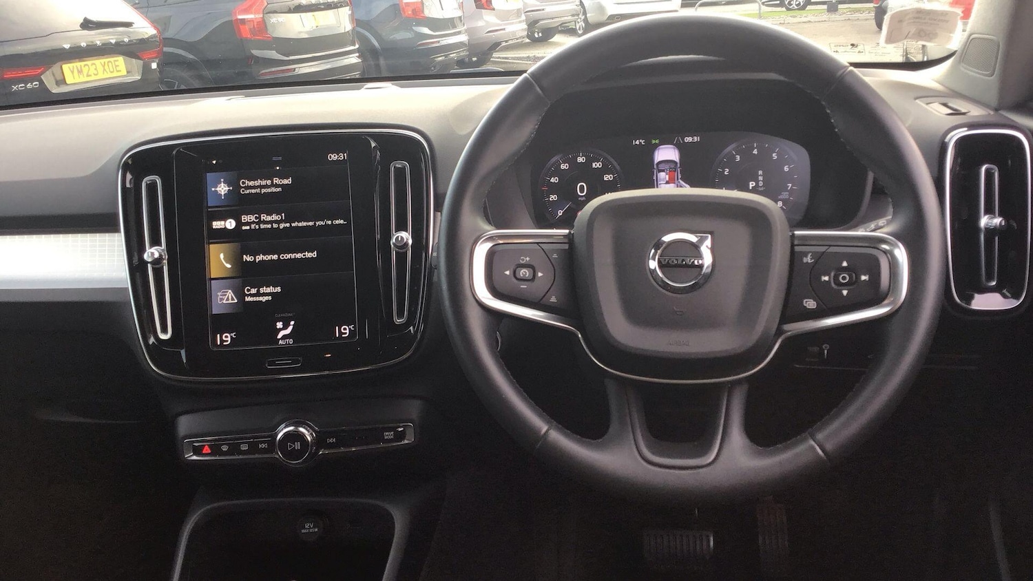 Used Volvo XC40 2021 for sale - 76398569: Photo 10