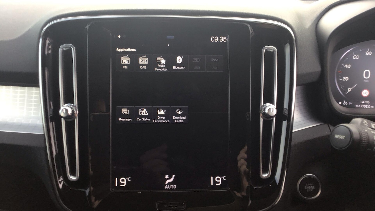 Used Volvo XC40 2021 for sale - 76398569: Photo 16