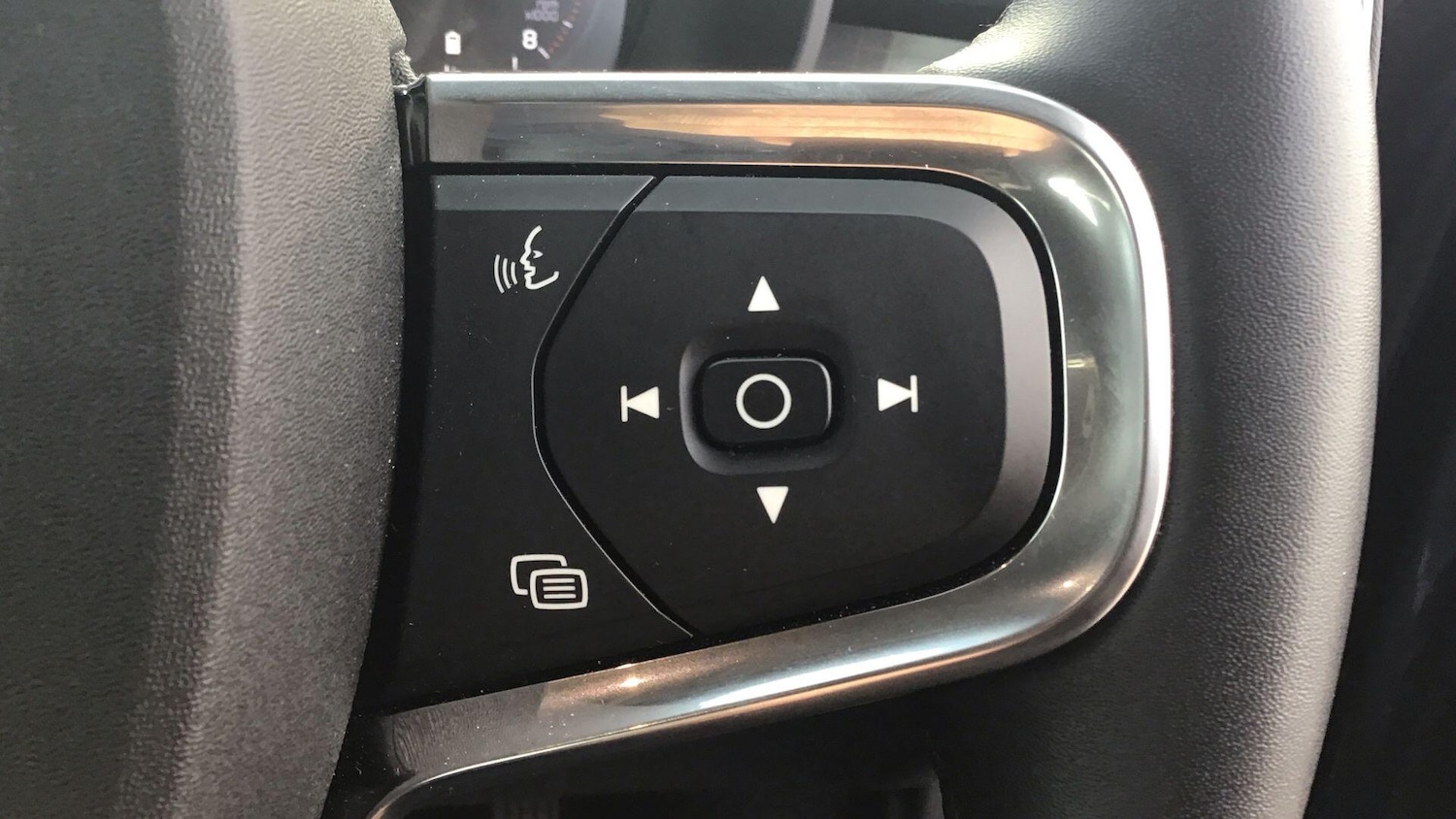 Used Volvo XC40 2021 for sale - 76398569: Photo 21