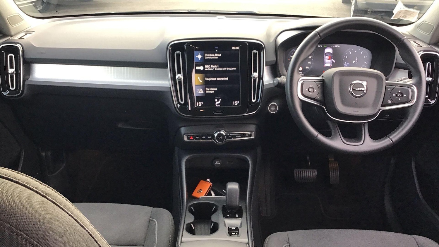 Used Volvo XC40 2021 for sale - 76398569: Photo 5