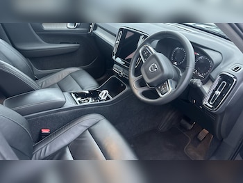 Used Volvo XC40 2021 for sale - 76671657: Photo