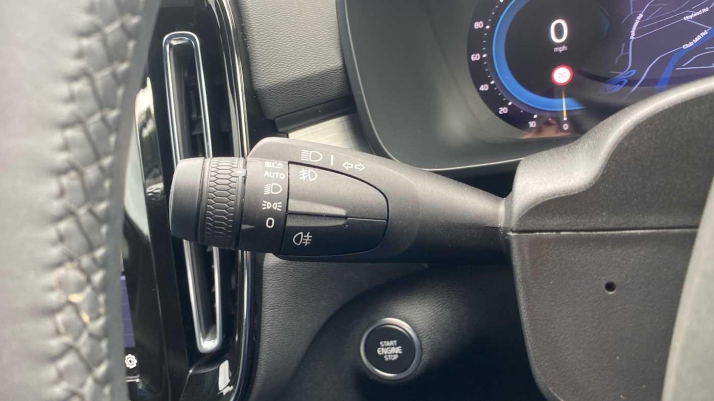 Used Volvo XC40 2023 for sale - 78072263: Photo 15