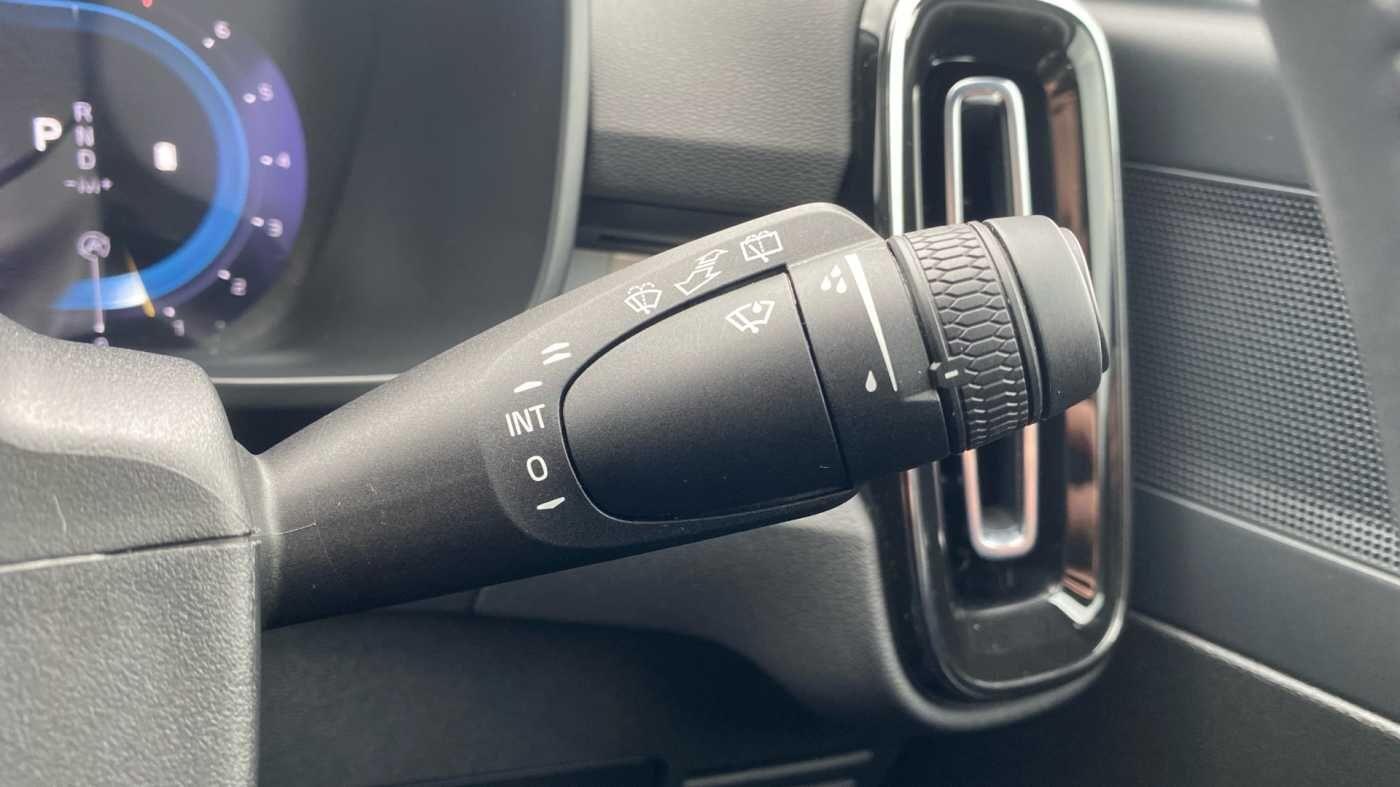 Used Volvo XC40 2023 for sale - 78072263: Photo 18