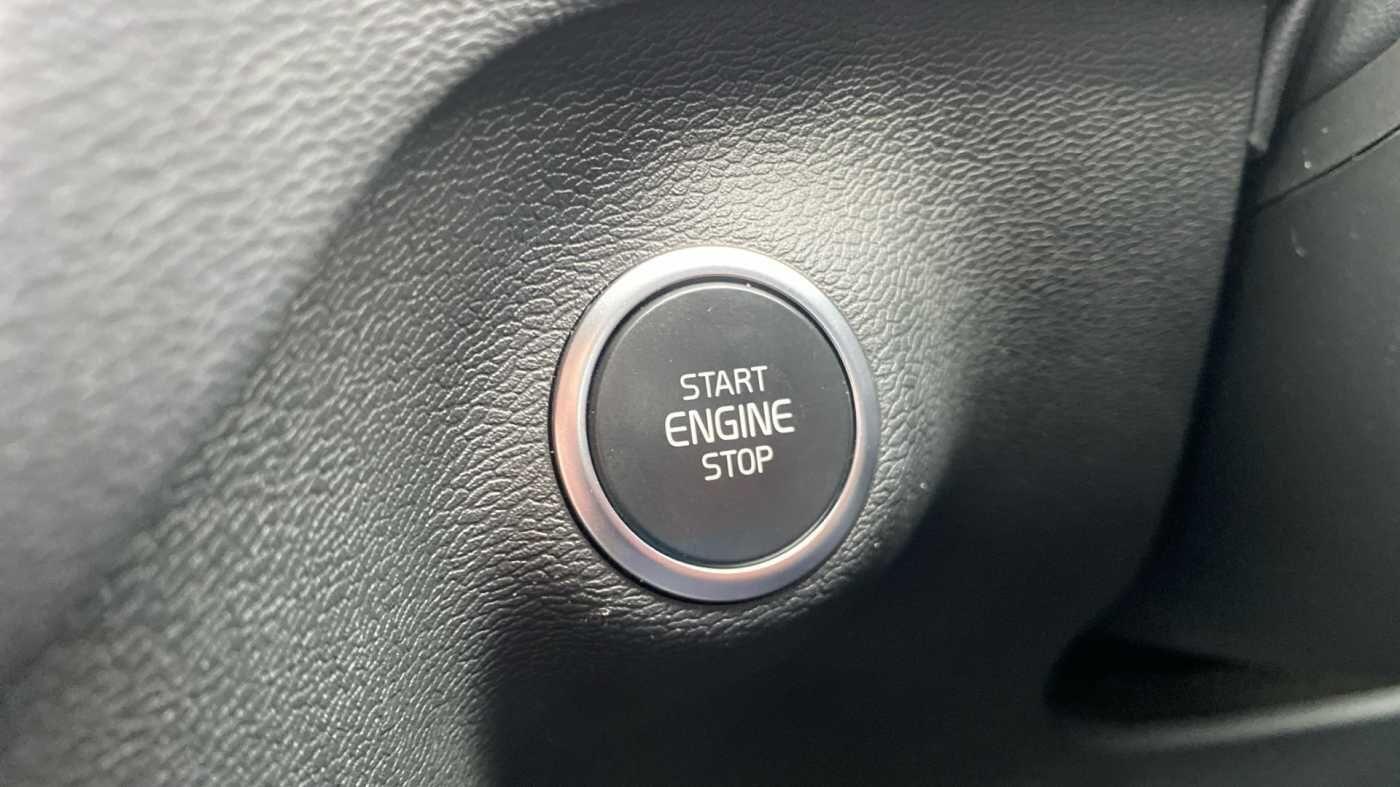 Used Volvo XC40 2023 for sale - 78072263: Photo 19