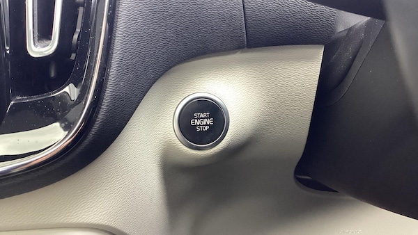 Used Volvo XC40 2019 for sale - 76260457: Photo 25