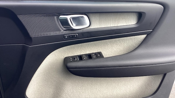 Used Volvo XC40 2019 for sale - 76260457: Photo 26