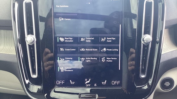 Used Volvo XC40 2019 for sale - 76260457: Photo 33