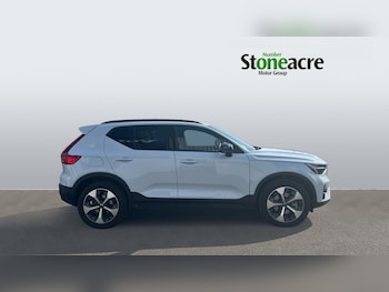 Used Volvo XC40 2024 for sale - 75246769: Photo