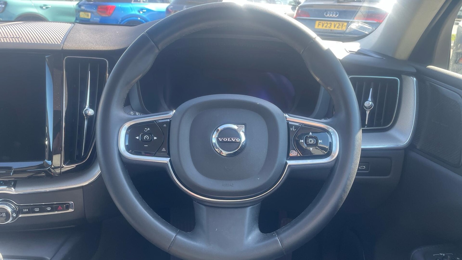 Used Volvo XC60 2022 for sale - 78184638: Photo 10