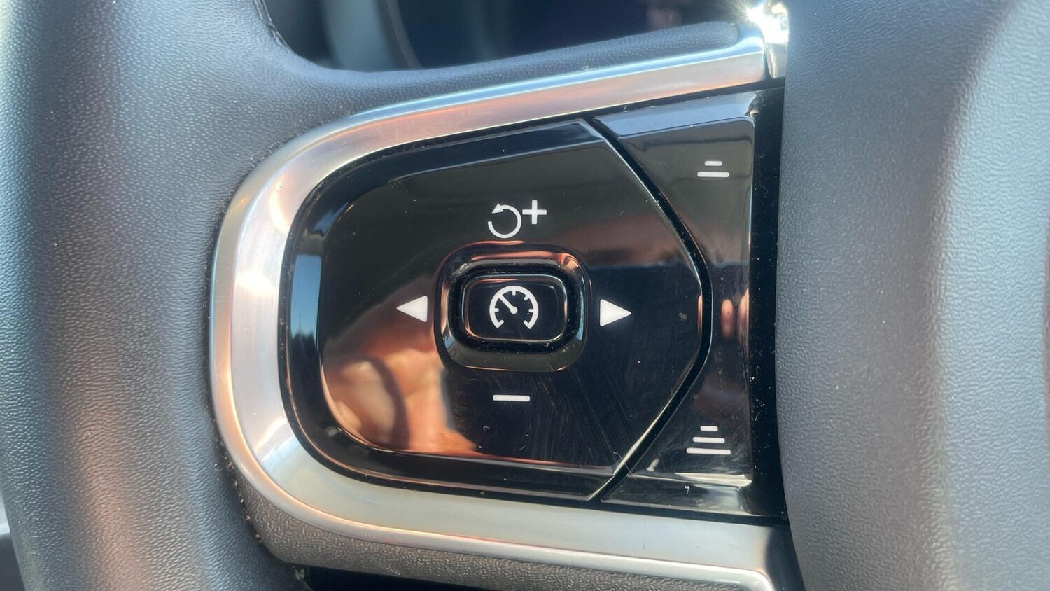 Used Volvo XC60 2022 for sale - 78184638: Photo 19