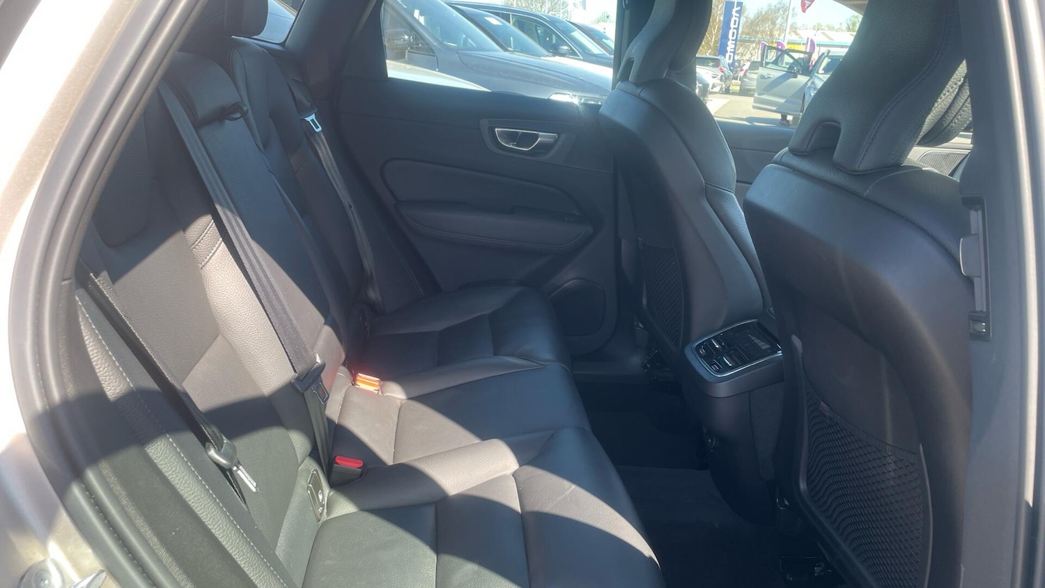 Used Volvo XC60 2022 for sale - 78184638: Photo 6