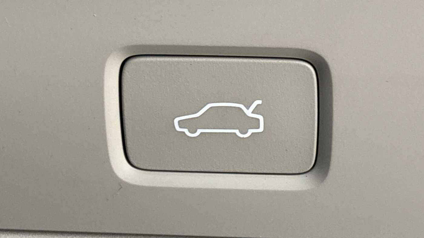 Used Volvo XC40 2024 for sale - 76997095: Photo 21