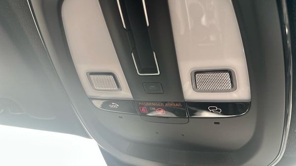 Used Volvo XC40 2024 for sale - 75563158: Photo 37