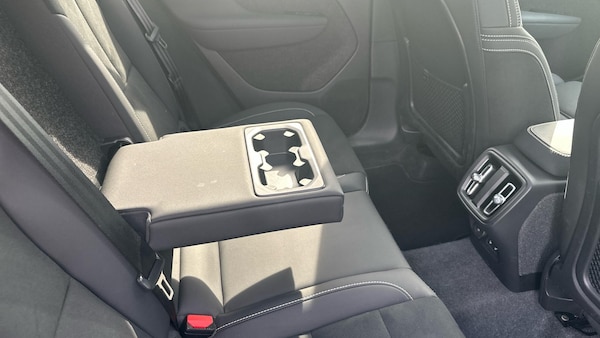Used Volvo XC40 2024 for sale - 75563158: Photo 39