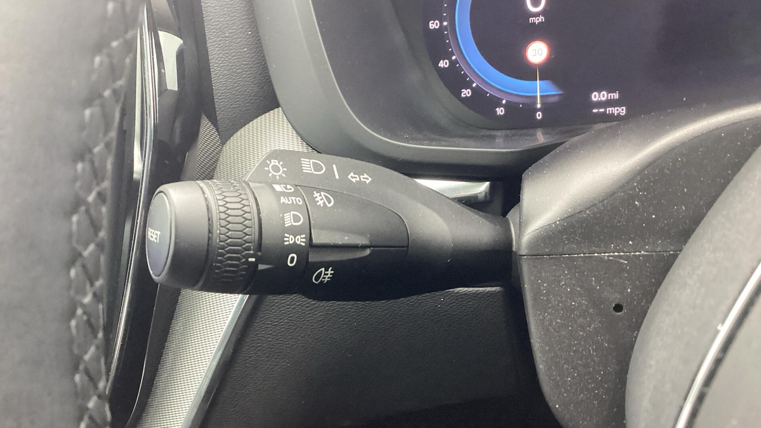 Used Volvo XC60 2023 for sale - 76456789: Photo 18