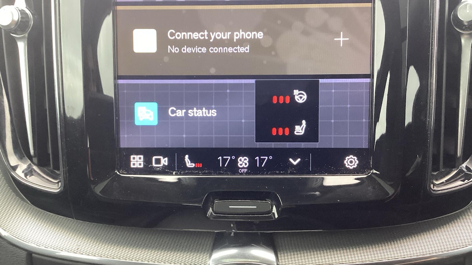 Used Volvo XC60 2023 for sale - 76456789: Photo 35