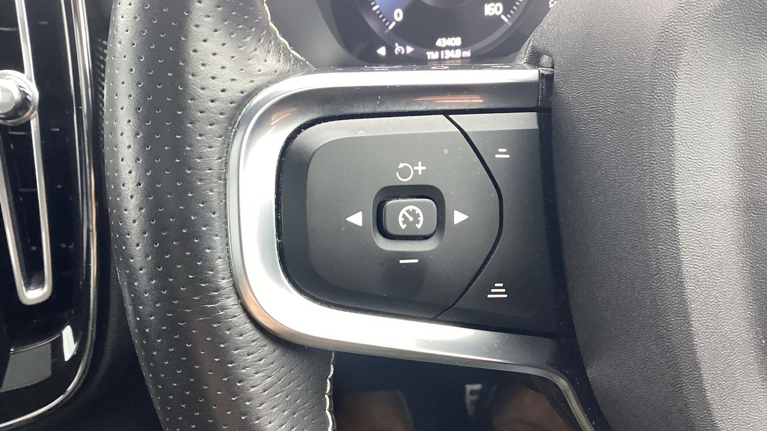 Used Volvo XC40 2020 for sale - 76620164: Photo 20