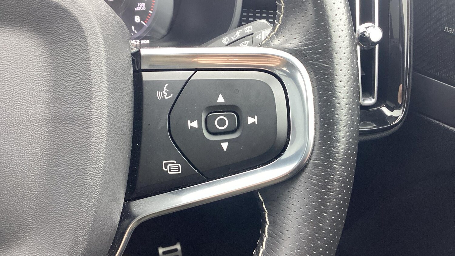 Used Volvo XC40 2020 for sale - 76620164: Photo 21