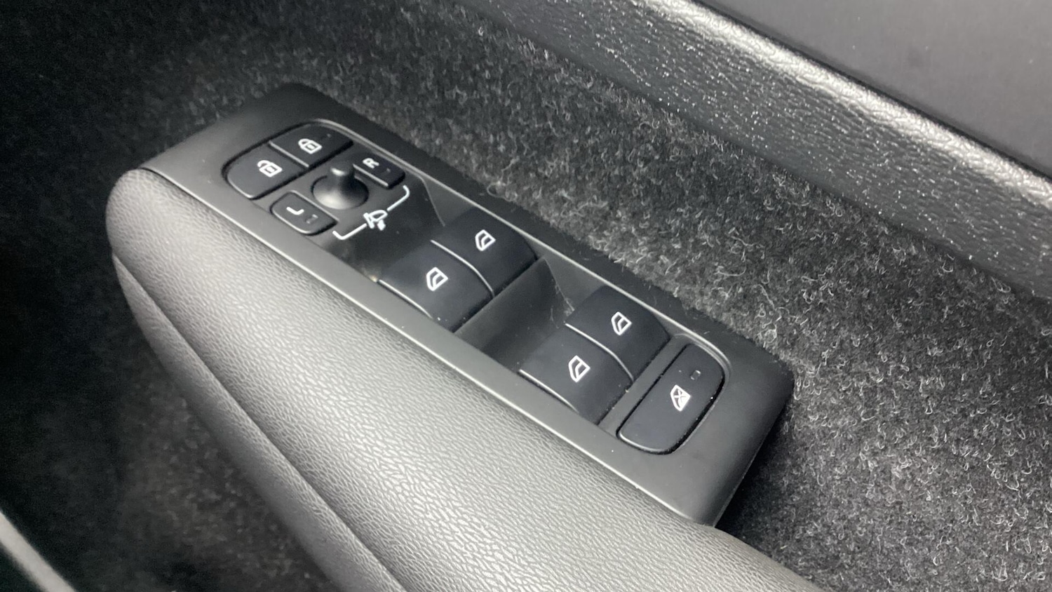 Used Volvo XC40 2020 for sale - 76620164: Photo 23