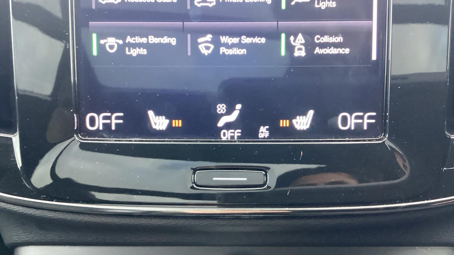 Used Volvo XC40 2020 for sale - 76620164: Photo 32