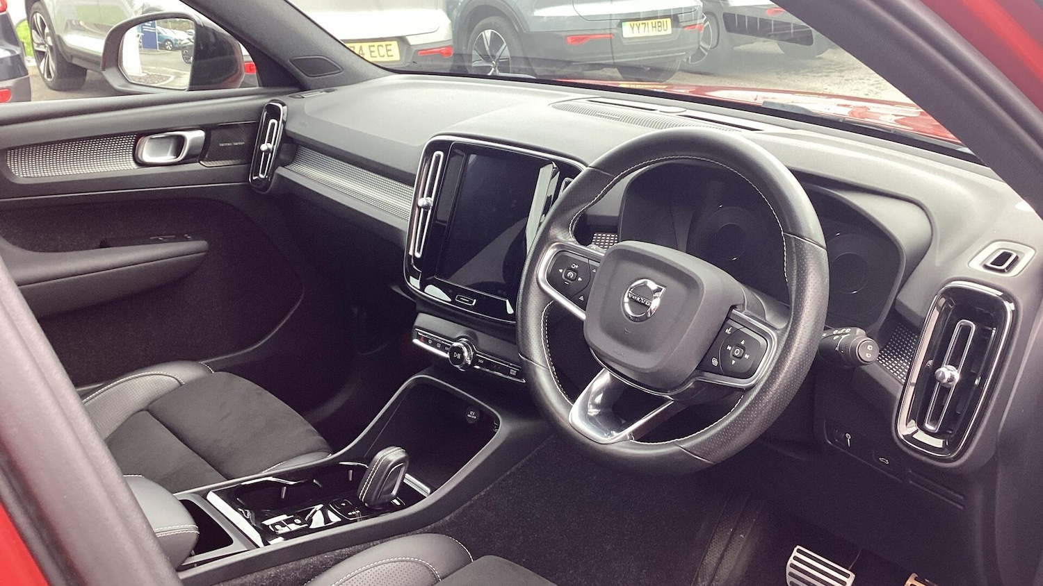 Used Volvo XC40 2020 for sale - 76620164: Photo 4