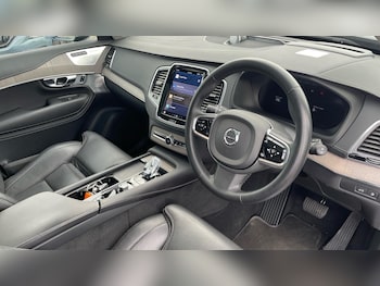 Used Volvo XC90 2023 for sale - 78430059: Photo