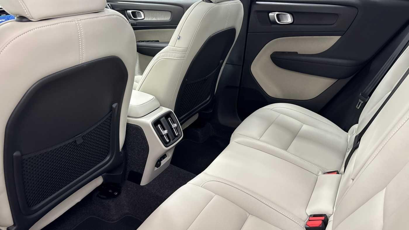 Used Volvo XC40 2024 for sale - 77090988: Photo 13