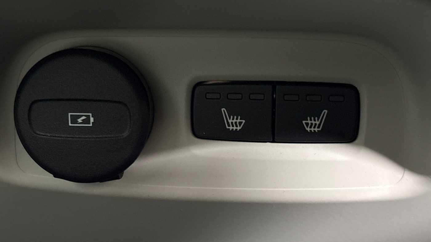 Used Volvo XC40 2024 for sale - 77090988: Photo 14