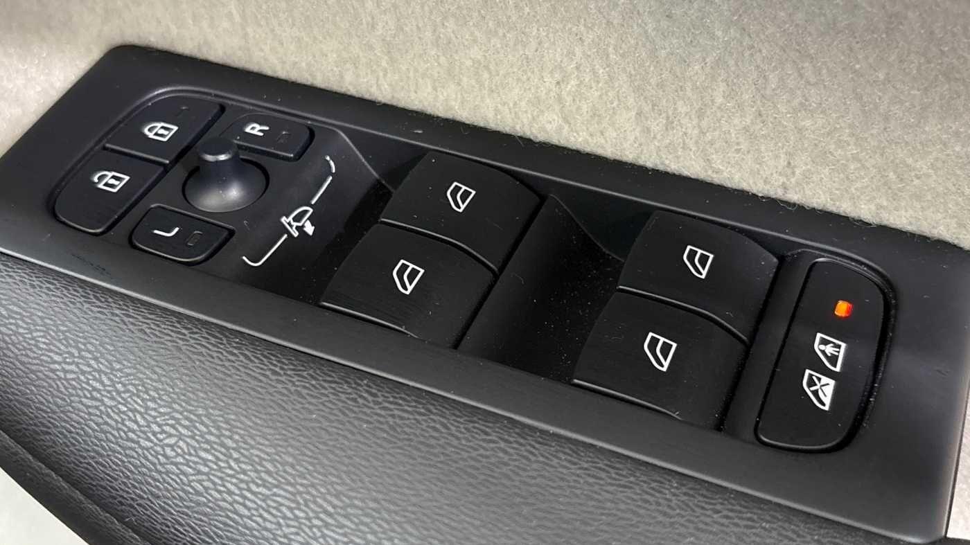 Used Volvo XC40 2024 for sale - 77090988: Photo 16