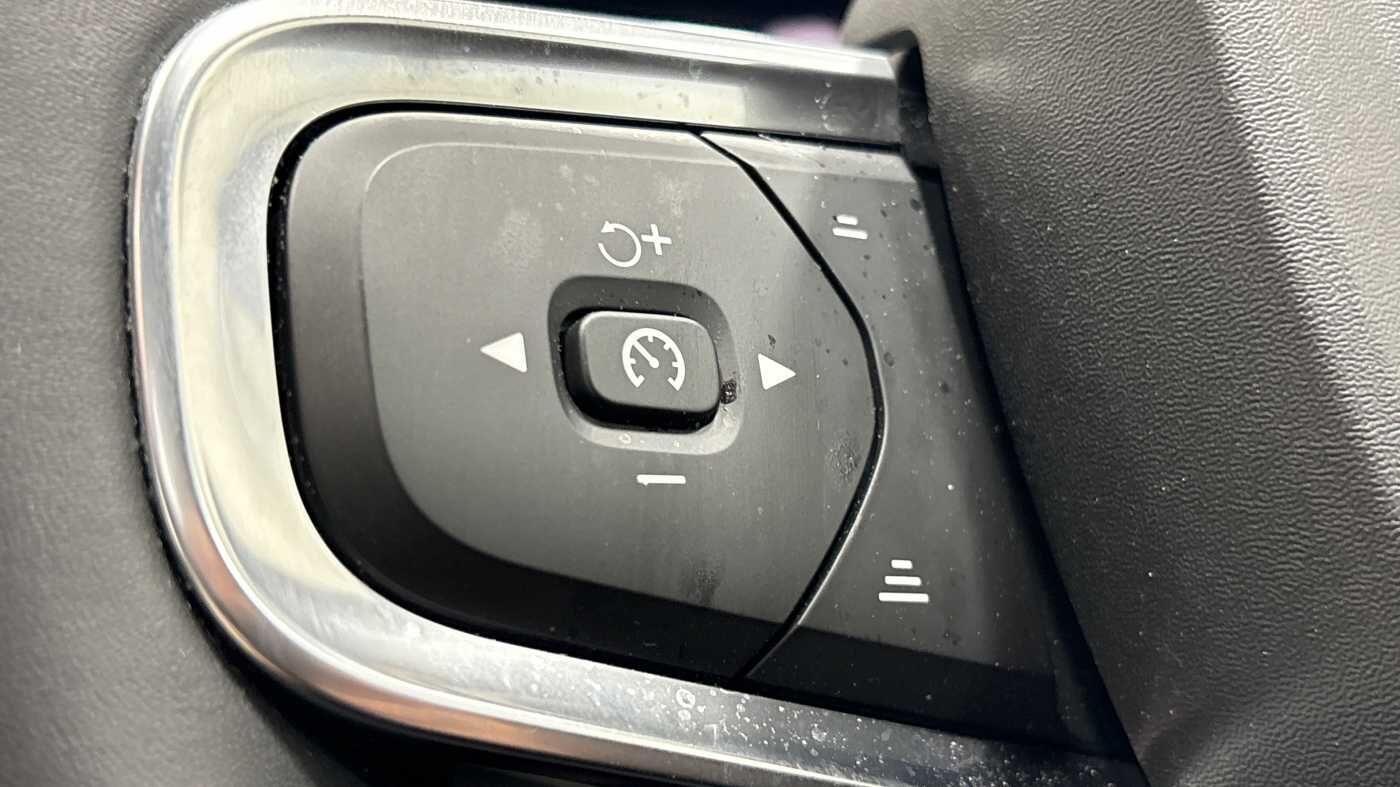 Used Volvo XC40 2024 for sale - 77090988: Photo 21