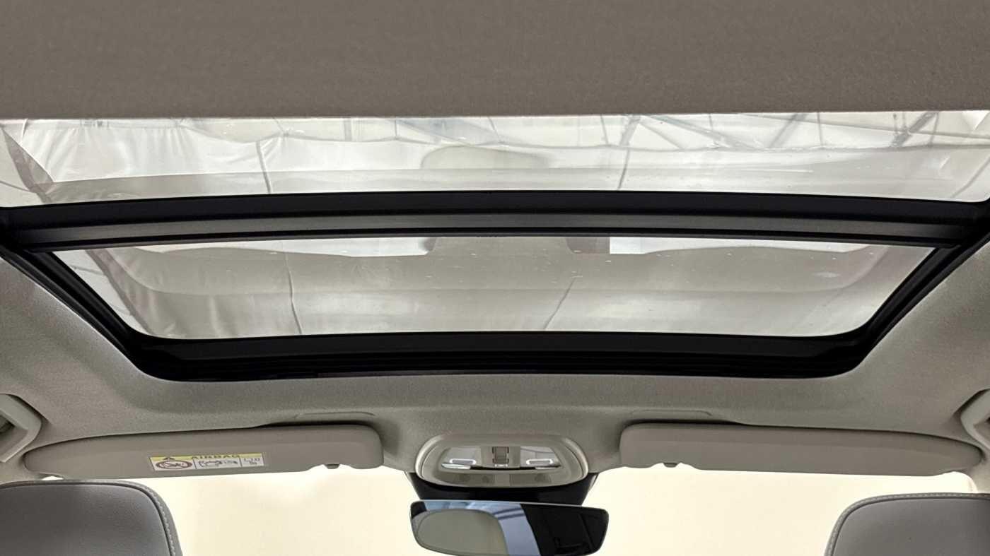 Used Volvo XC40 2024 for sale - 77090988: Photo 37