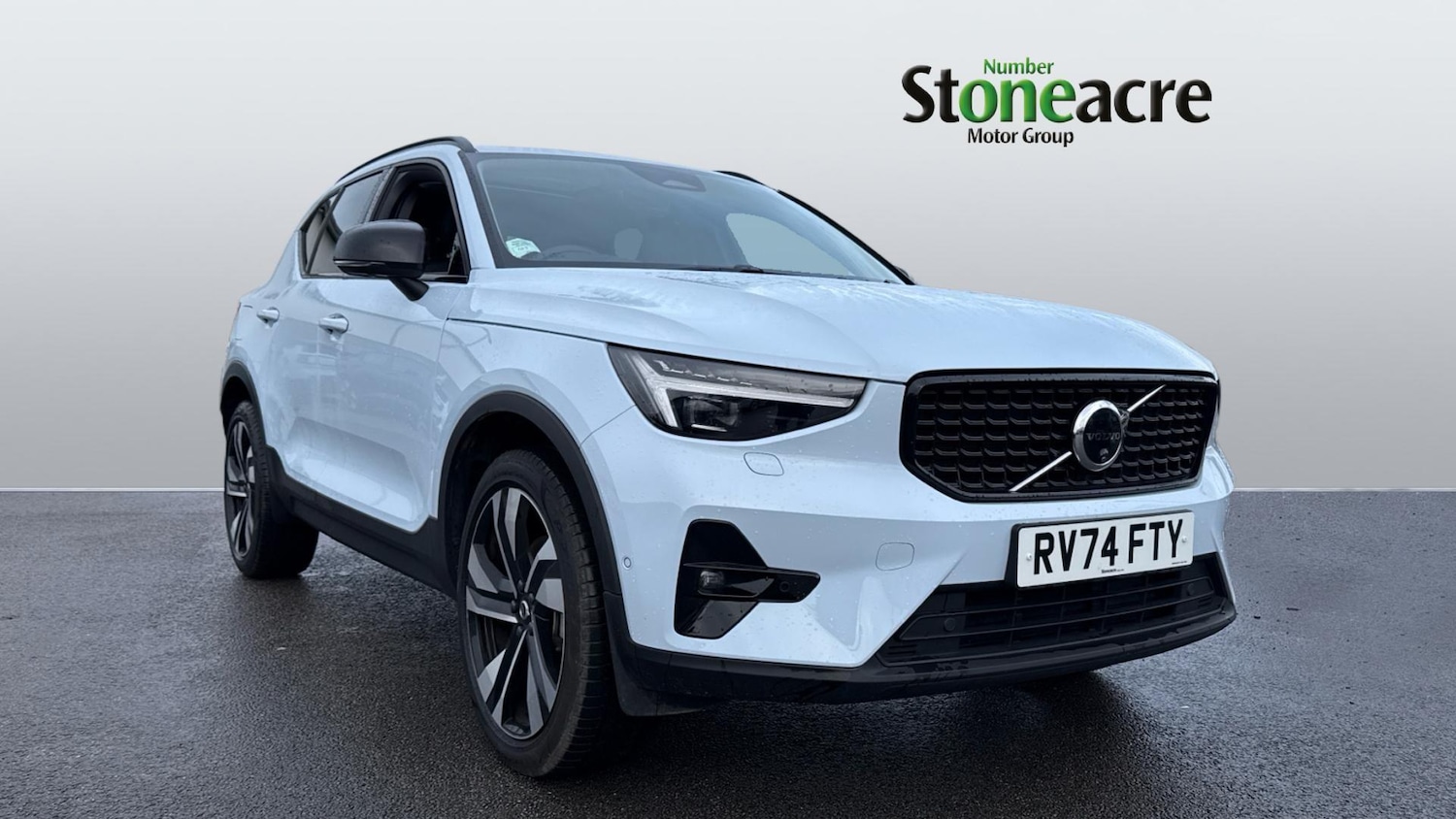 Used Volvo XC40 2025 for sale - 77395747: Photo 1