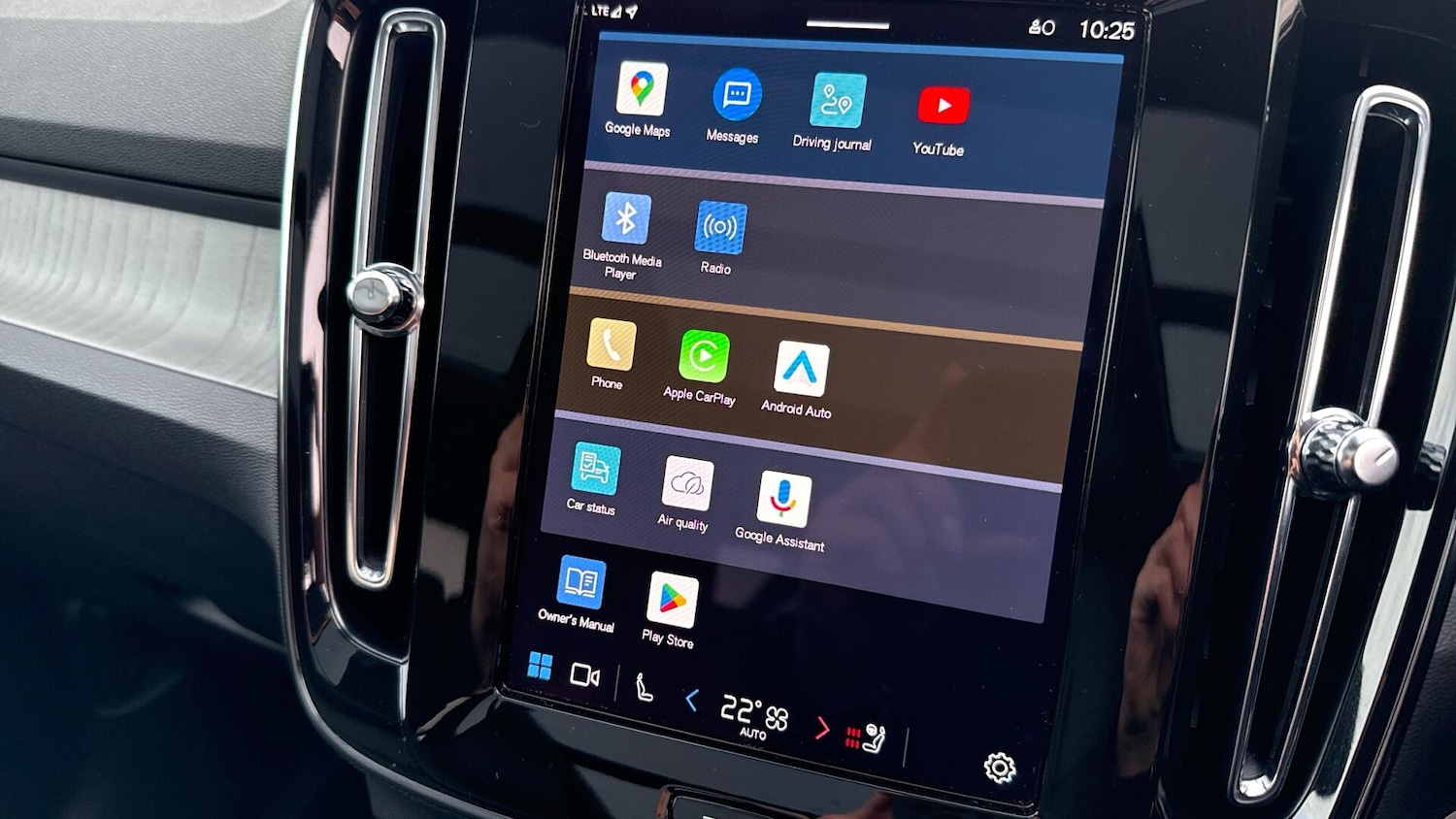 Used Volvo XC40 2025 for sale - 77395747: Photo 23